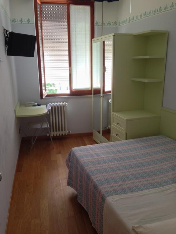 Hotel Centrale San Benedetto del Tronto Room photo