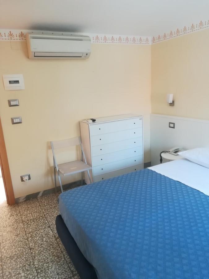 Hotel Centrale San Benedetto del Tronto Exterior photo